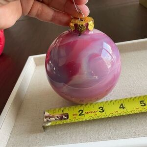 Marbleized Ceramic Ornament, Pinks, Raspberry Sorbet color